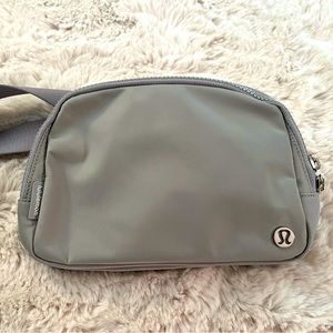 Lululemon Everywhere Belt Bag Large